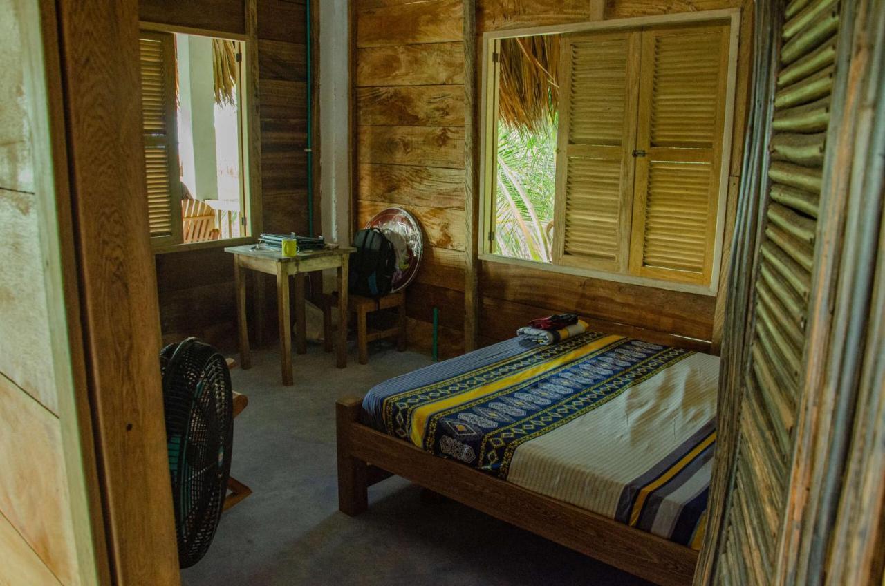 Rainbow Hostel San Bernardo del Viento Zewnętrze zdjęcie